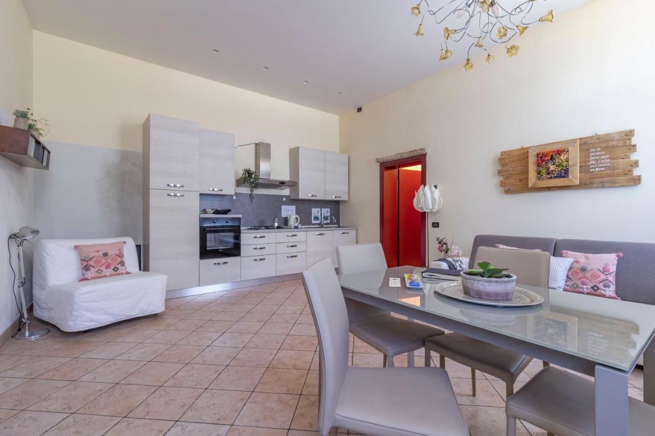 Appartement Casa Charleston In Palazzo Nobiliare Al Duomo à Padoue Extérieur photo